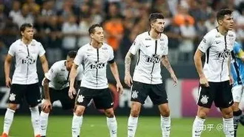 亚细安足球赛：雄狮队2-4不敌泰国队，卫冕冠军实现逆转夺冠