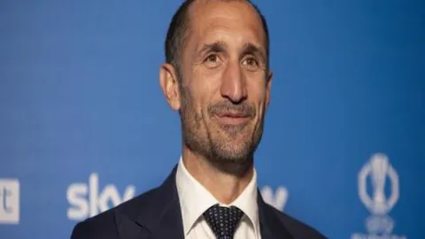 京津冀社保实现同城待遇：21项服务同质化，社保卡五大应用场景助力“一卡通”便利服务